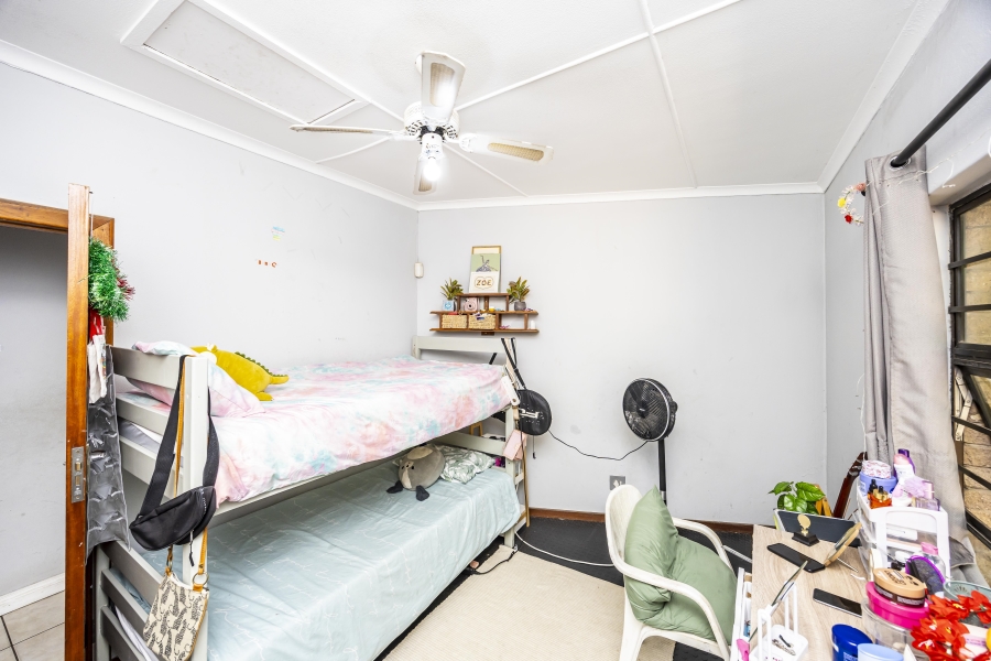 4 Bedroom Property for Sale in Nahoon Valley Park Eastern Cape